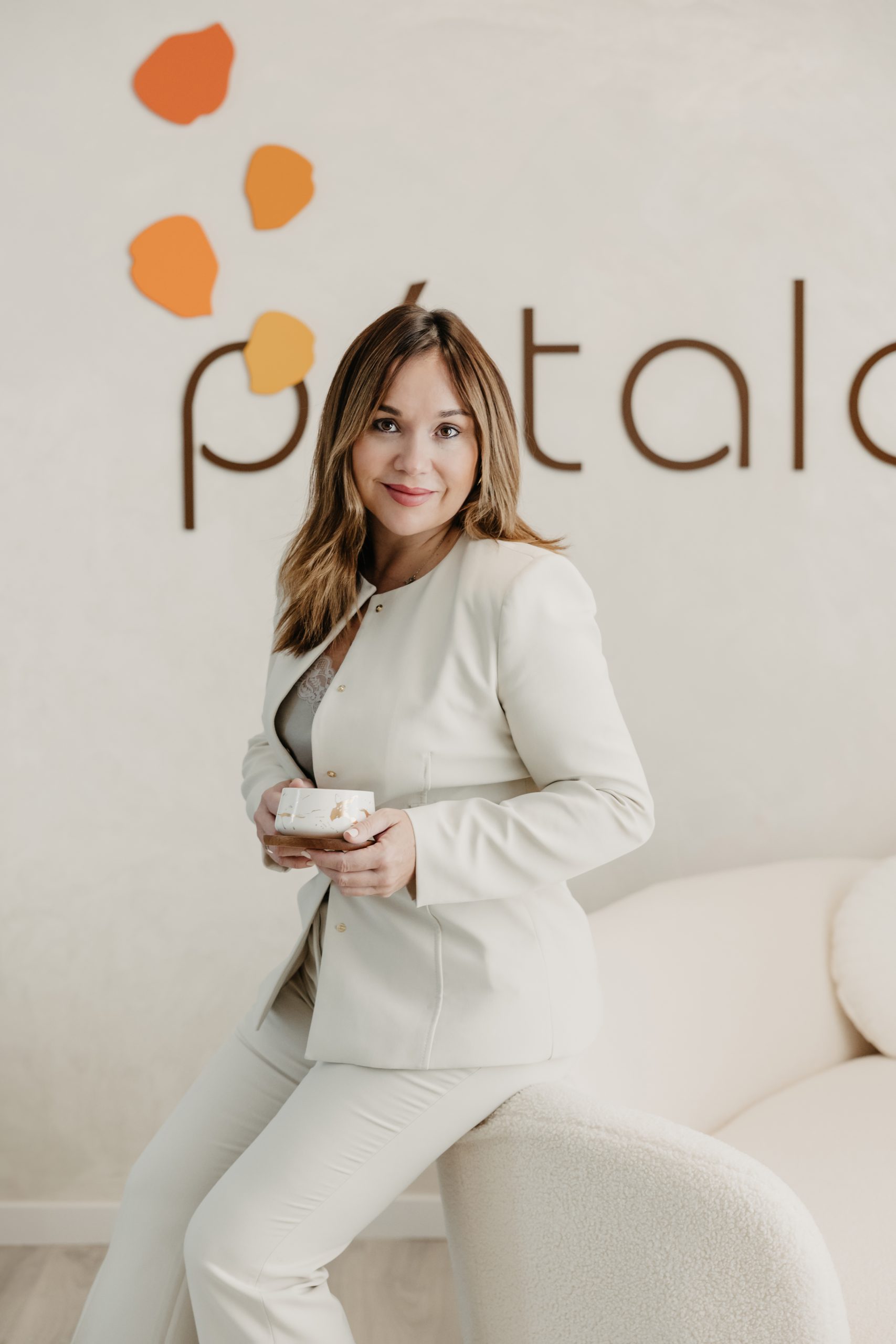 CLÍNICA PÉTALOS-21